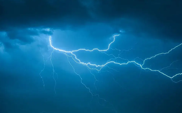 1751443347587423.png 雷電.png